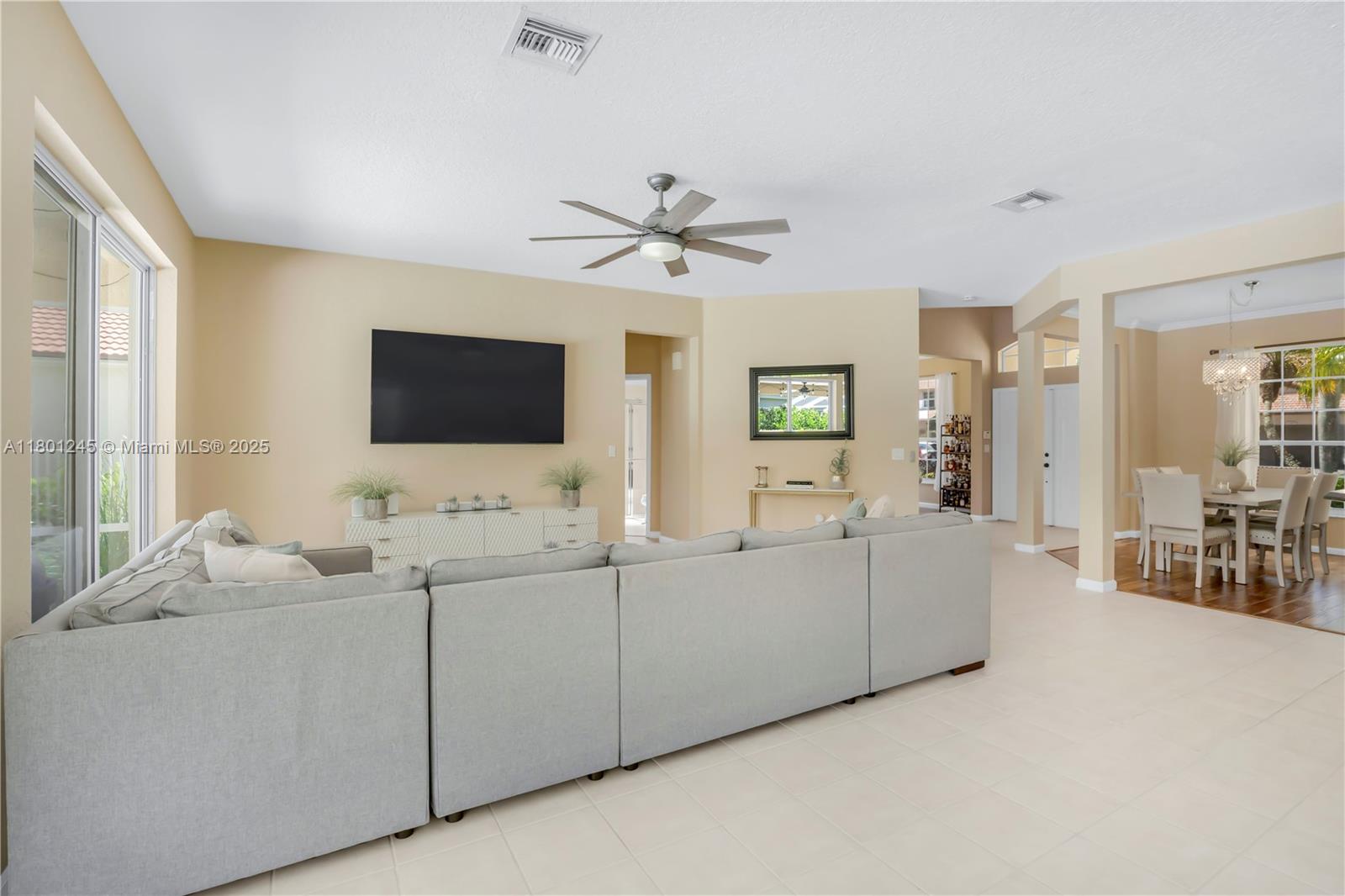 12890 Hyland Circle Boca Raton, FL 33428 - Photo 10 of 71 Gallery Image 10
