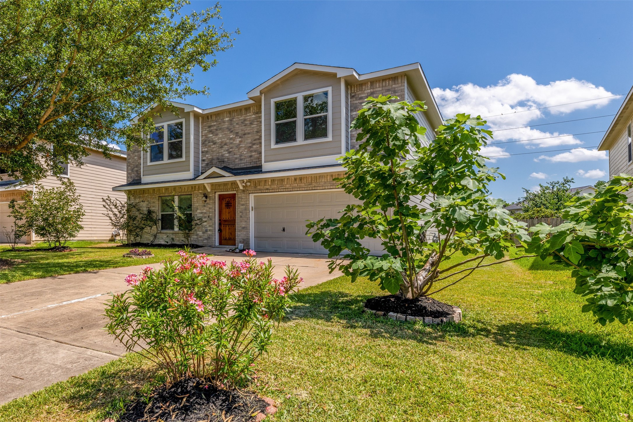 19827 Rustic Lake Lane Cypress, TX 77433 - Photo 2 of 47