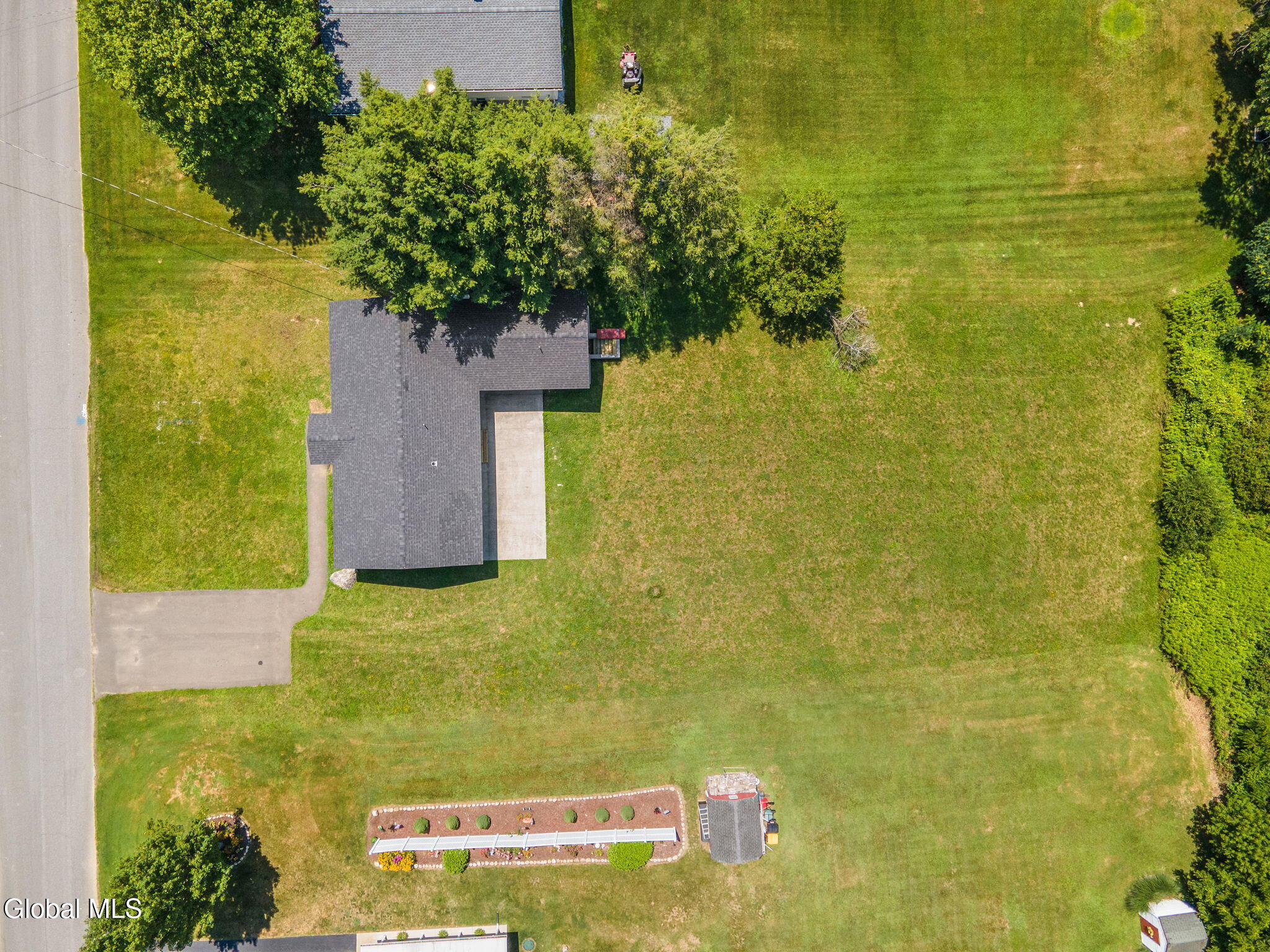 17 Walter Road Brunswick, NY 12180 - Photo 7 of 39 39-17WalterRd_39