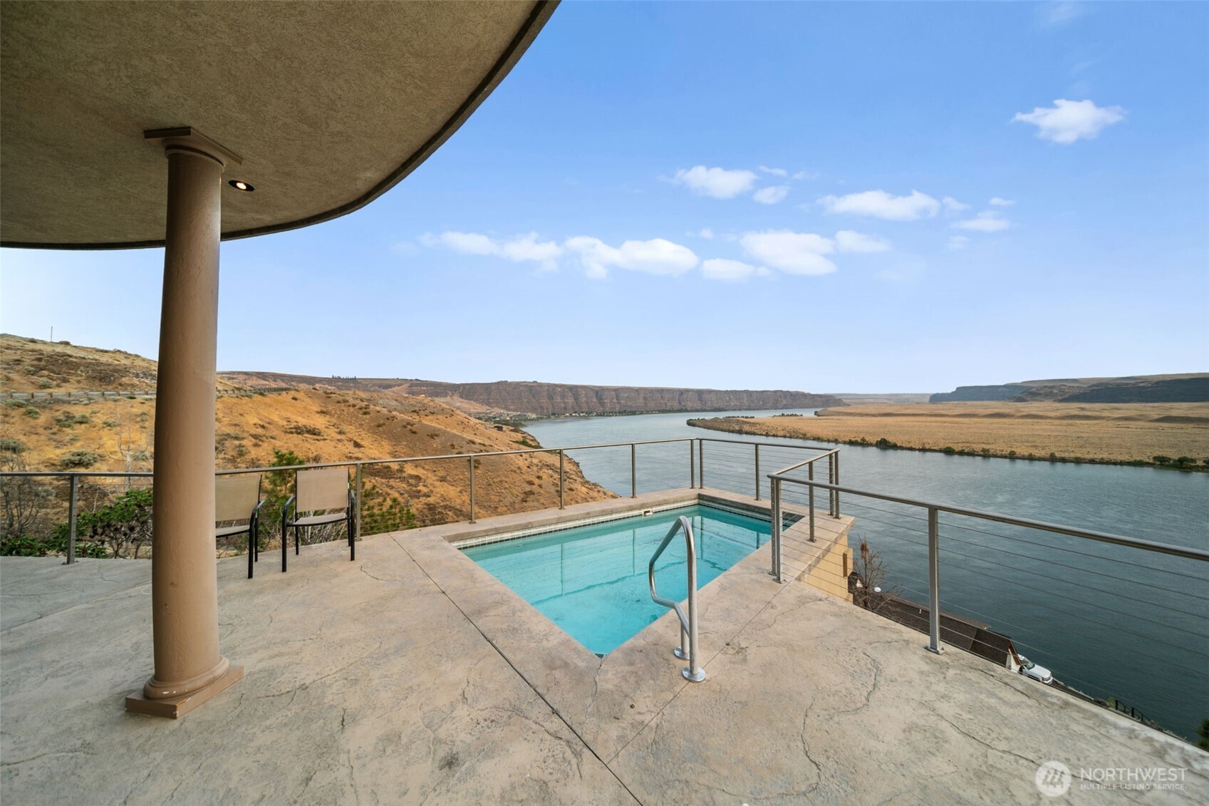 25 Mansfield Road Quincy, WA 98848 - Photo 7 of 40 a view of a terrace with city view