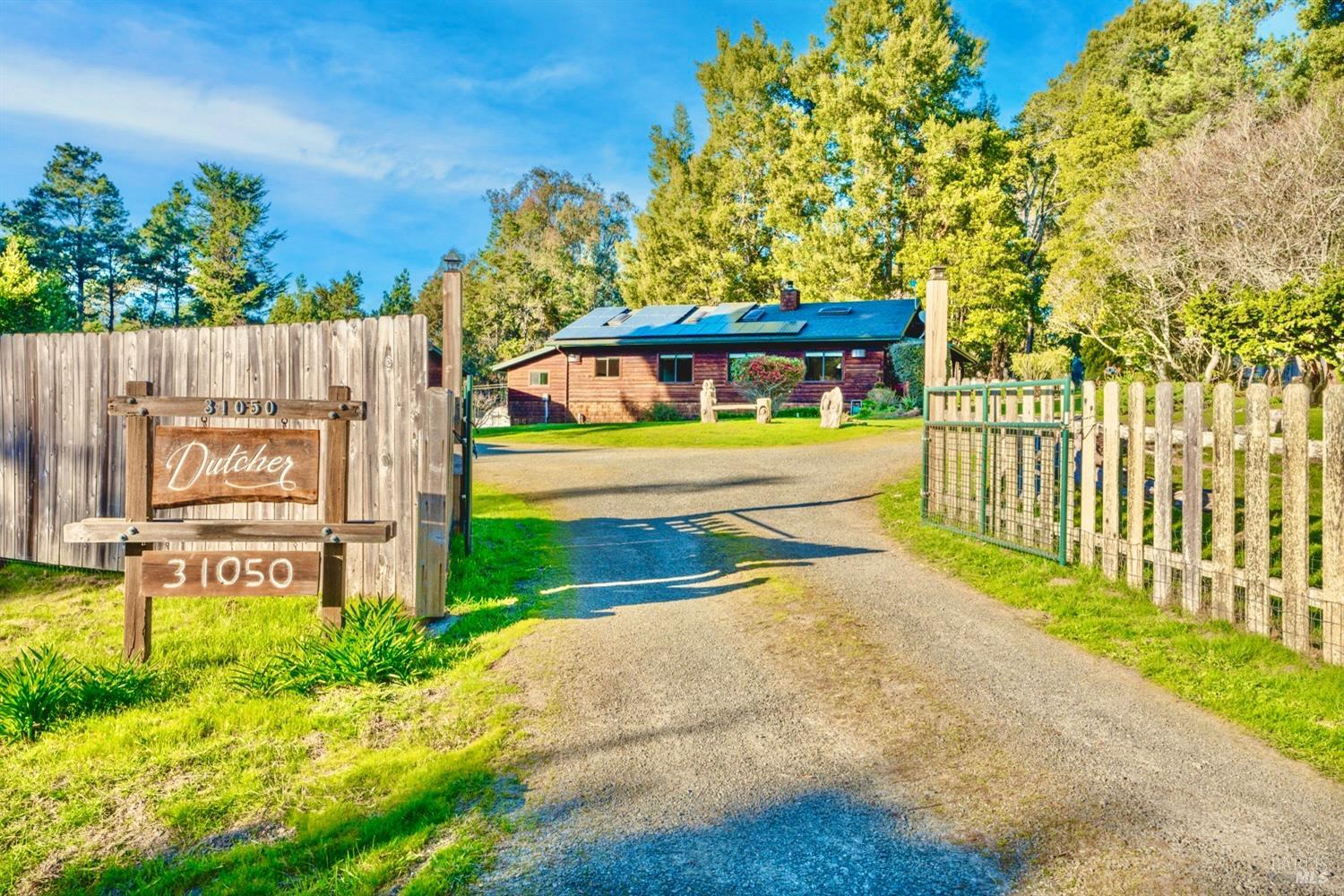 31050 Turner Road Fort Bragg, CA 95437 - Photo 1 of 1 Entry to Property