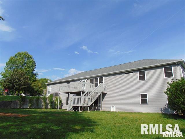 138 Oakview Road Carbondale, IL 62901 - Photo 4 of 36