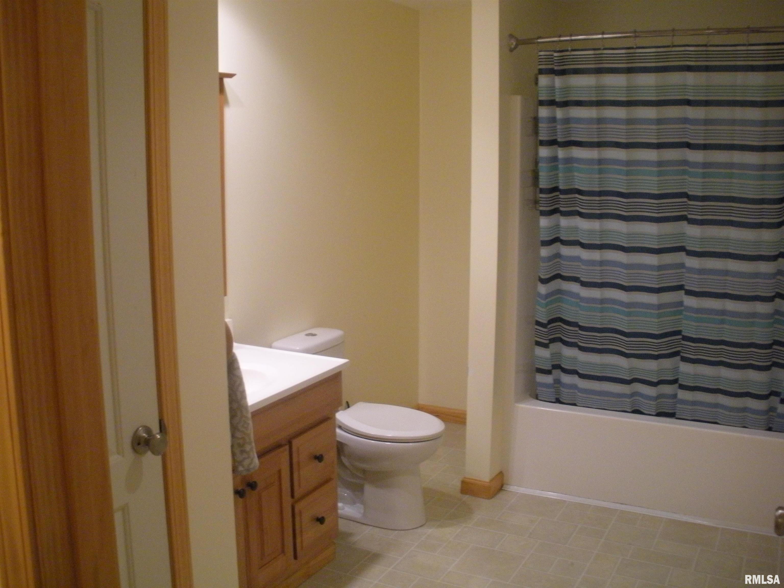 138 Oakview Road Carbondale, IL 62901 - Photo 31 of 36