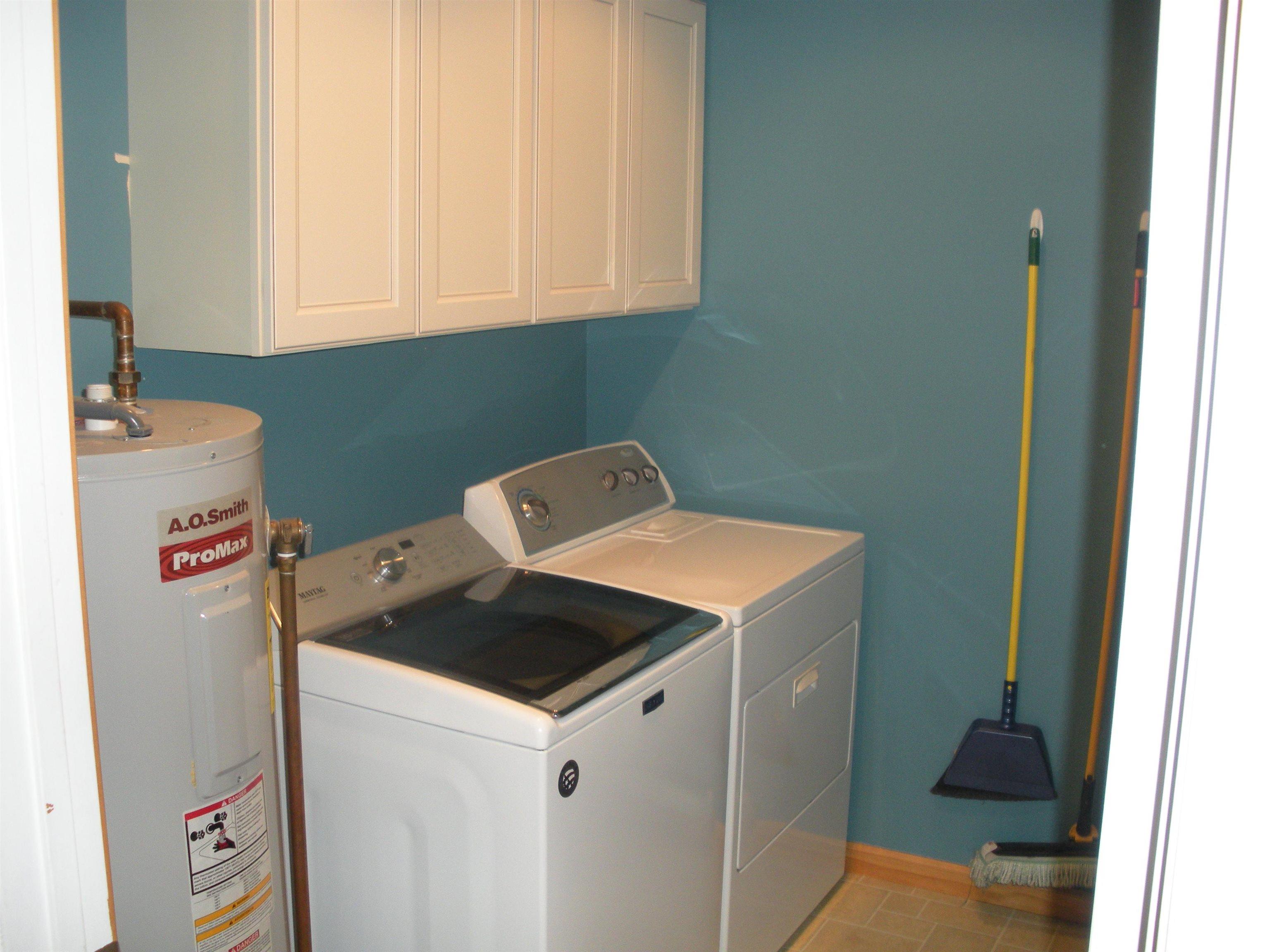 138 Oakview Road Carbondale, IL 62901 - Photo 9 of 36