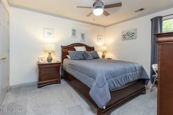 $339,500 | 9218 Lakeside Drive, Olive Branch, MS 38654