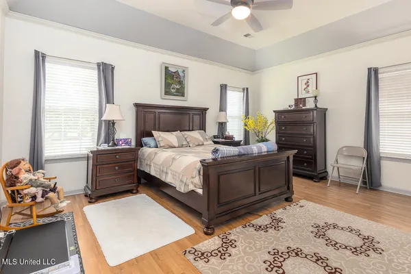 $339,500 | 9218 Lakeside Drive, Olive Branch, MS 38654