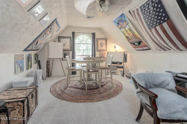 $339,500 | 9218 Lakeside Drive, Olive Branch, MS 38654