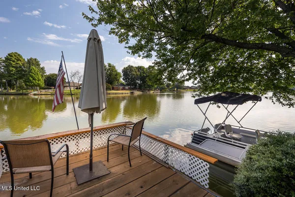 $339,500 | 9218 Lakeside Drive, Olive Branch, MS 38654