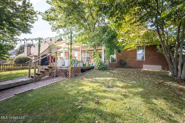 $339,500 | 9218 Lakeside Drive, Olive Branch, MS 38654