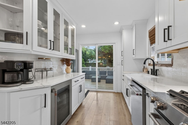 2160 Raritan Road Scotch Plains, NJ 07076 - Photo 12 of 33