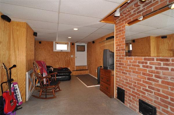 24 Overlook Road Arlington, MA 02474 - Photo 16 of 18