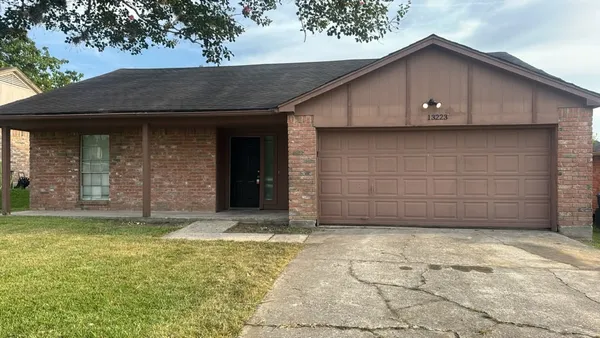 $1,680 | 13223 Lake Breeze Lane, Willis, TX 77318