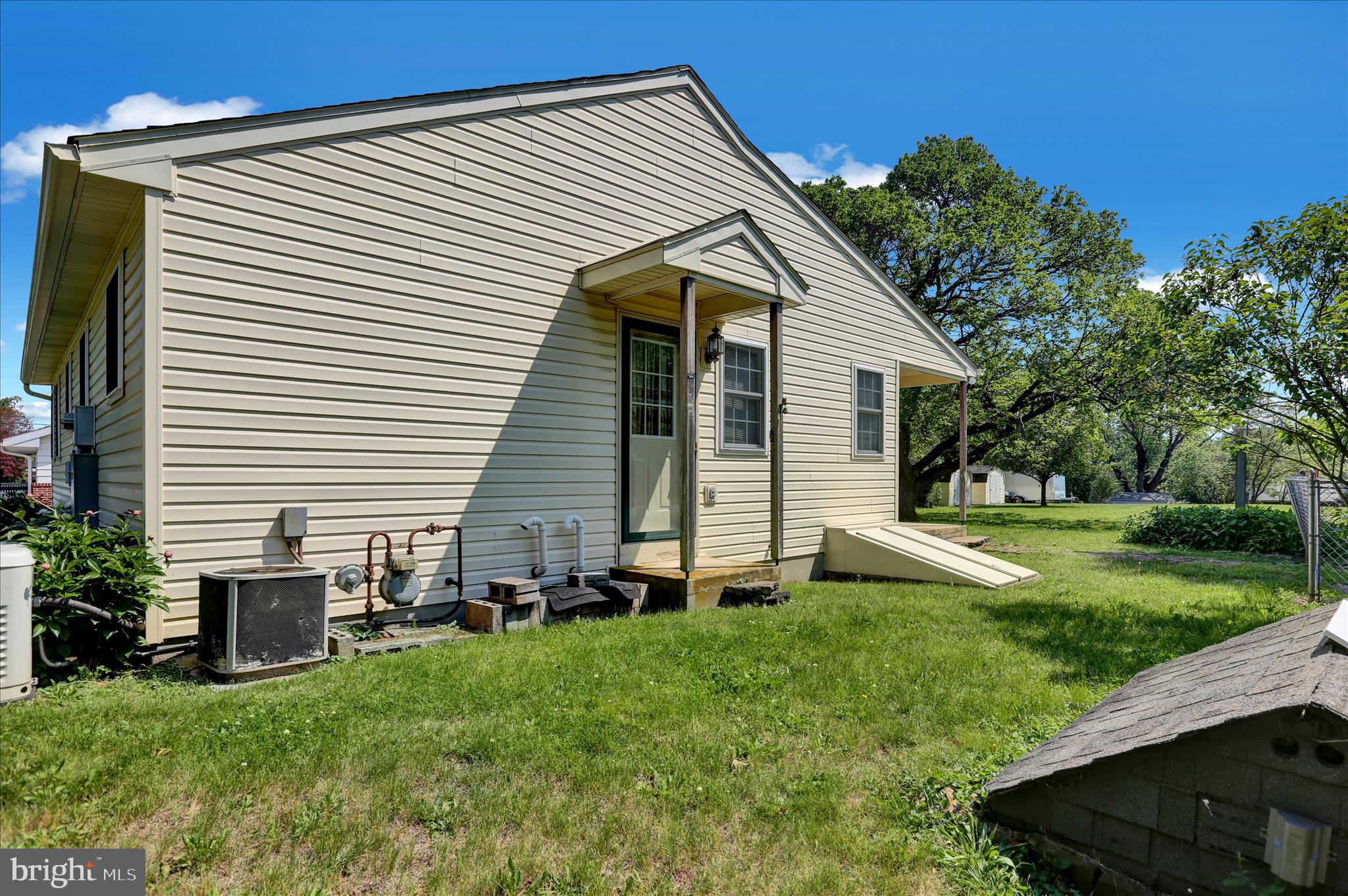 359 Gibraltar Road Reading, PA 19606 - Photo 24 of 31 Exterior