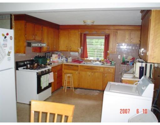 220 West Meadow Road Lowell, MA 01854 - Photo 6 of 8 Gallery Image 6