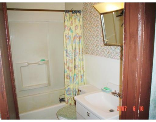 220 West Meadow Road Lowell, MA 01854 - Photo 7 of 8 Gallery Image 7