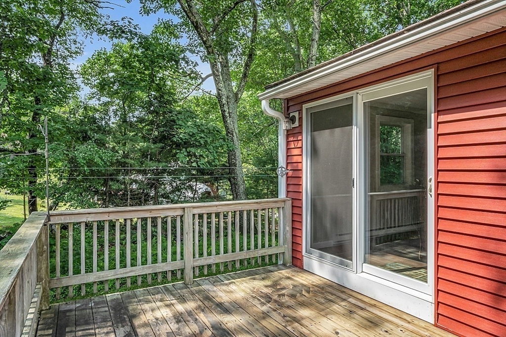 918 New Sherborn Road Athol, MA 01331 - Photo 38 of 41 a view of a backyard with a large tree