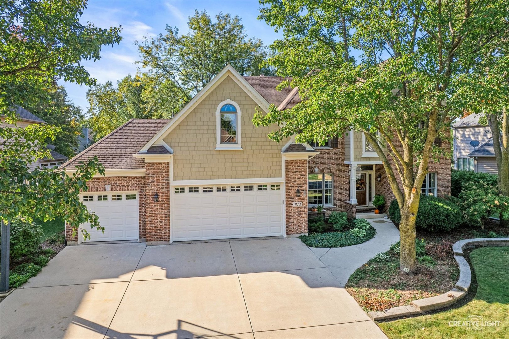 611 Pine Street Sugar Grove, IL 60554 - Photo 3 of 61