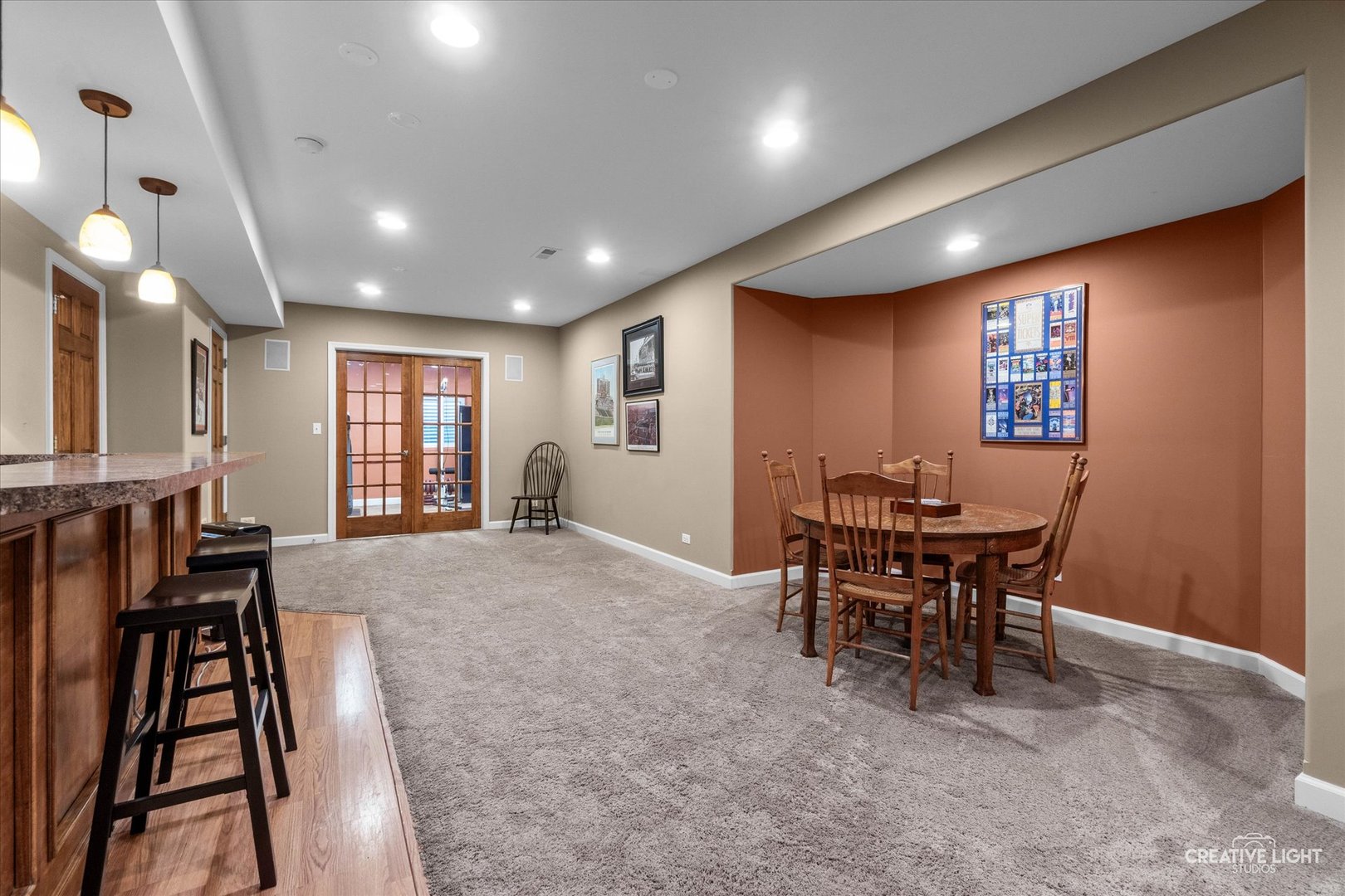 611 Pine Street Sugar Grove, IL 60554 - Photo 36 of 61 a view of a livingroom with furniture and window