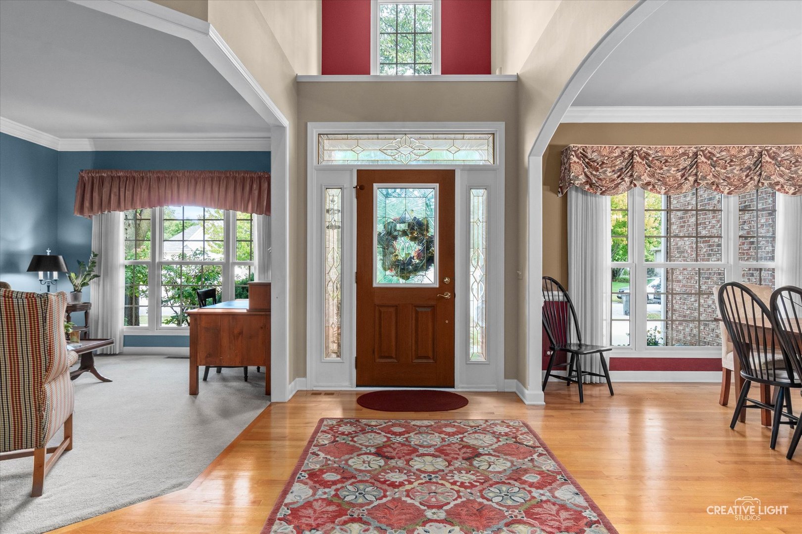 611 Pine Street Sugar Grove, IL 60554 - Photo 5 of 61 a living room with furniture and a window