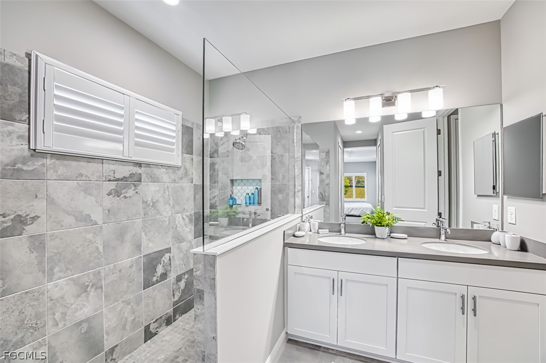 2925 Willow Ridge Court Fort Myers, FL 33905 - Photo 37 of 50