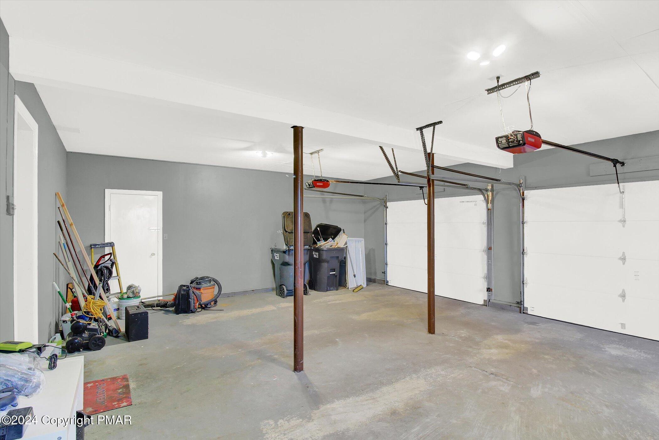 259 Reunion Ridge East Stroudsburg, PA 18301 - Photo 22 of 28 Garage