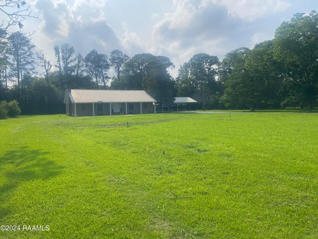 $249,900 | 1026 South Ryan Avenue, Basile, LA 70515