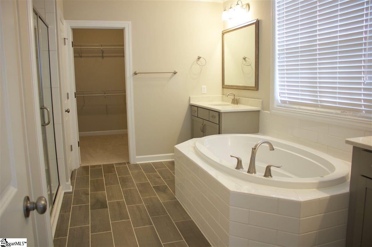 232 Crestgate Way Easley, SC 29642 - Photo 14 of 28 Gallery Image 14