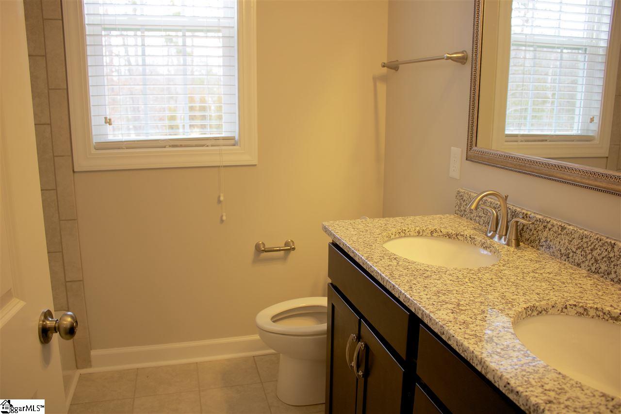 232 Crestgate Way Easley, SC 29642 - Photo 18 of 28 Gallery Image 18