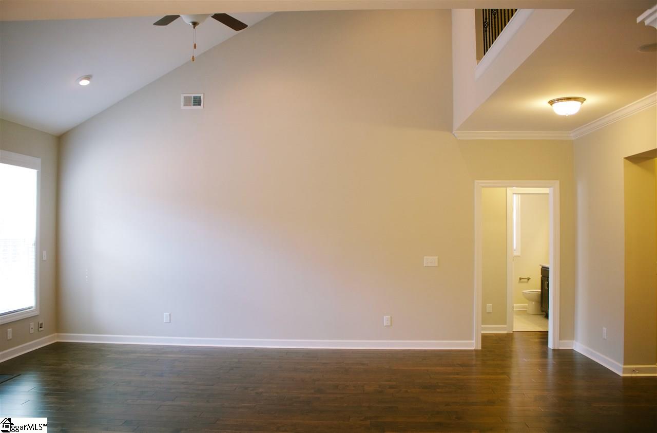 232 Crestgate Way Easley, SC 29642 - Photo 4 of 28 Gallery Image 4