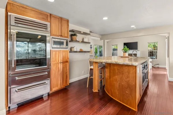 $3,995,000 | 2036 Christy Lane, Del Mar, CA 92014