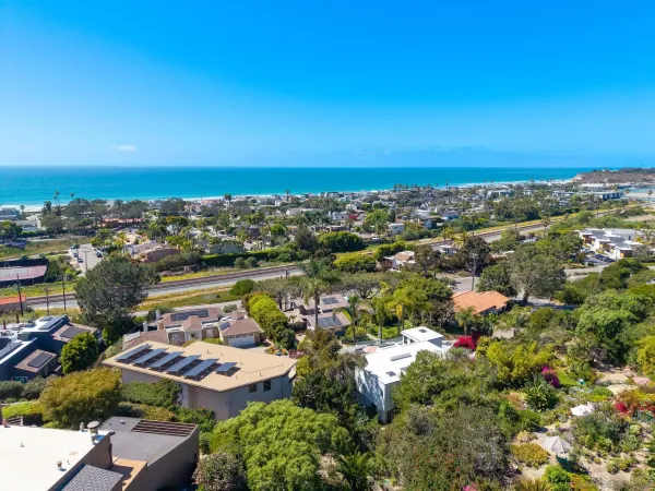 $3,995,000 | 2036 Christy Lane, Del Mar, CA 92014