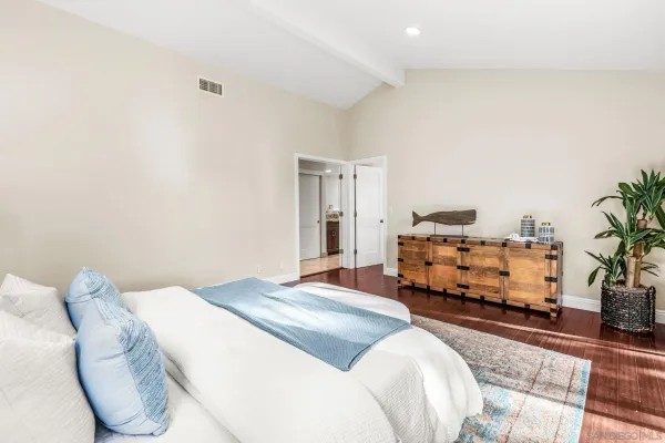 $3,995,000 | 2036 Christy Lane, Del Mar, CA 92014