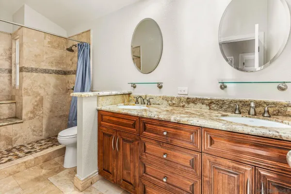 $3,995,000 | 2036 Christy Lane, Del Mar, CA 92014