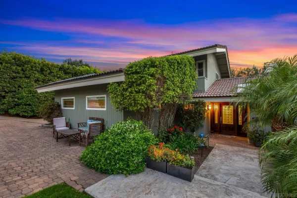 $3,995,000 | 2036 Christy Lane, Del Mar, CA 92014