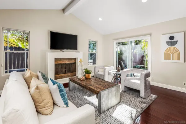 $3,995,000 | 2036 Christy Lane, Del Mar, CA 92014