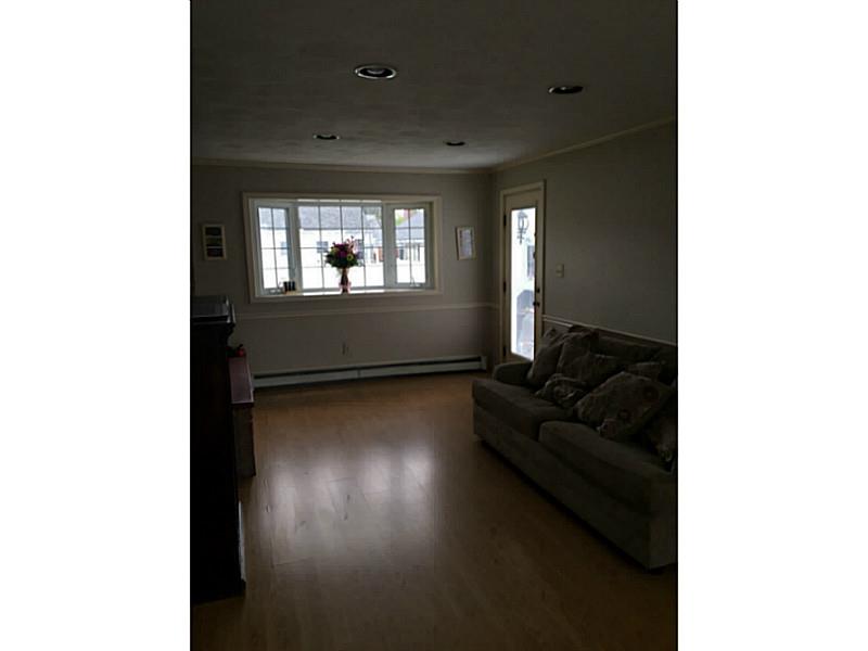 33 Scarborough Road Pawtucket, RI 02861 - Photo 9 of 18 Den/Family/Great Room.