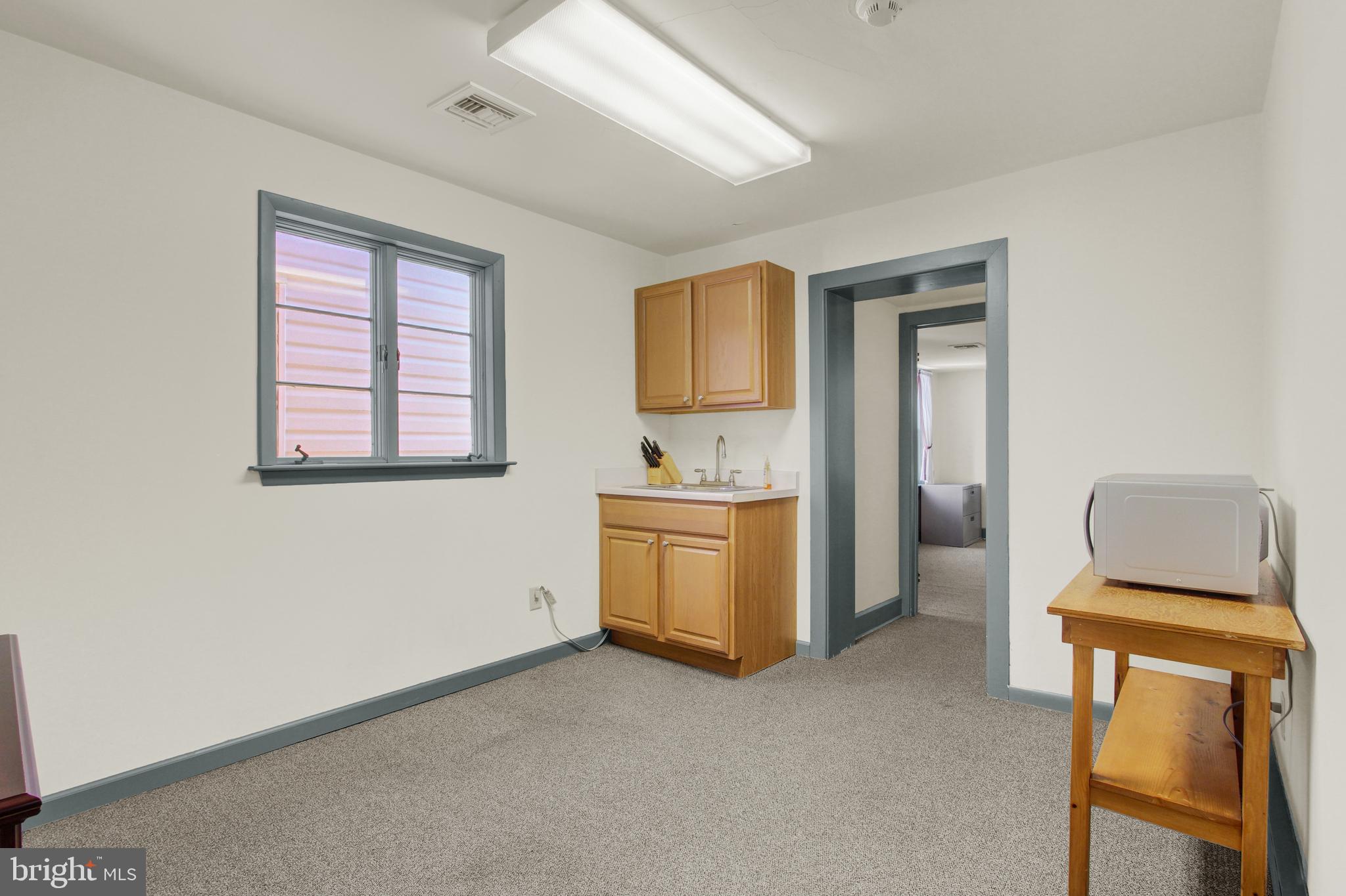209 Broadway Hanover, PA 17331 - Photo 18 of 28 2nd Floor Breakroom