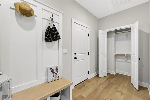 $774,900 | 7014 North Anita Avenue, Kansas City, MO 64151