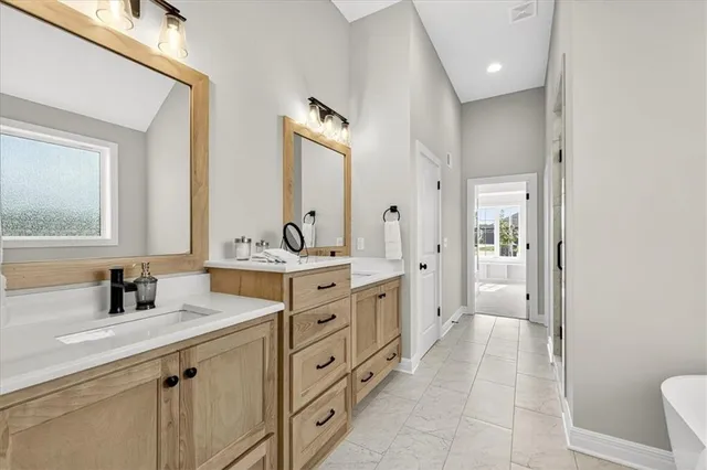 $774,900 | 7014 North Anita Avenue, Kansas City, MO 64151