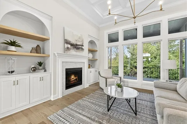 $774,900 | 7014 North Anita Avenue, Kansas City, MO 64151