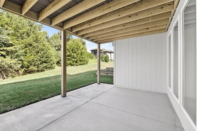 $774,900 | 7014 North Anita Avenue, Kansas City, MO 64151