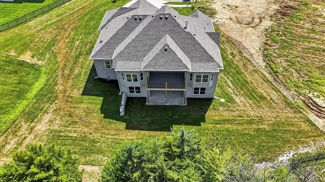 $774,900 | 7014 North Anita Avenue, Kansas City, MO 64151