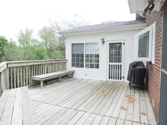 956 Gratton Road Clarksville, TN 37043 - Photo 14 of 16 Large grilling deck.