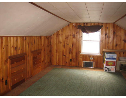 651 Holyoke Road Westfield, MA 01085 - Photo 17 of 20 Gallery Image 17