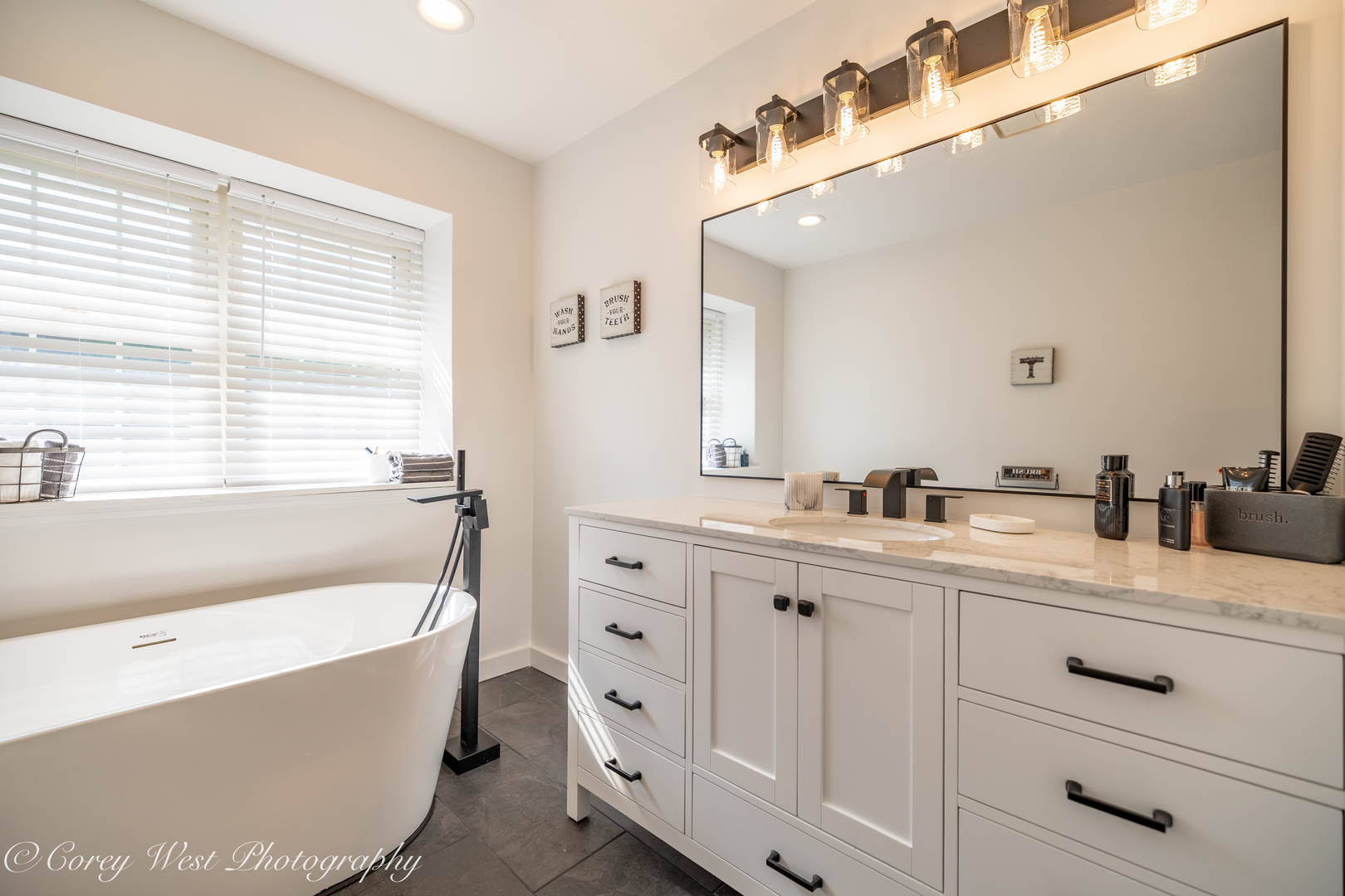 300 Hankes Road Sugar Grove, IL 60554 - Photo 19 of 42 Gallery Image 19