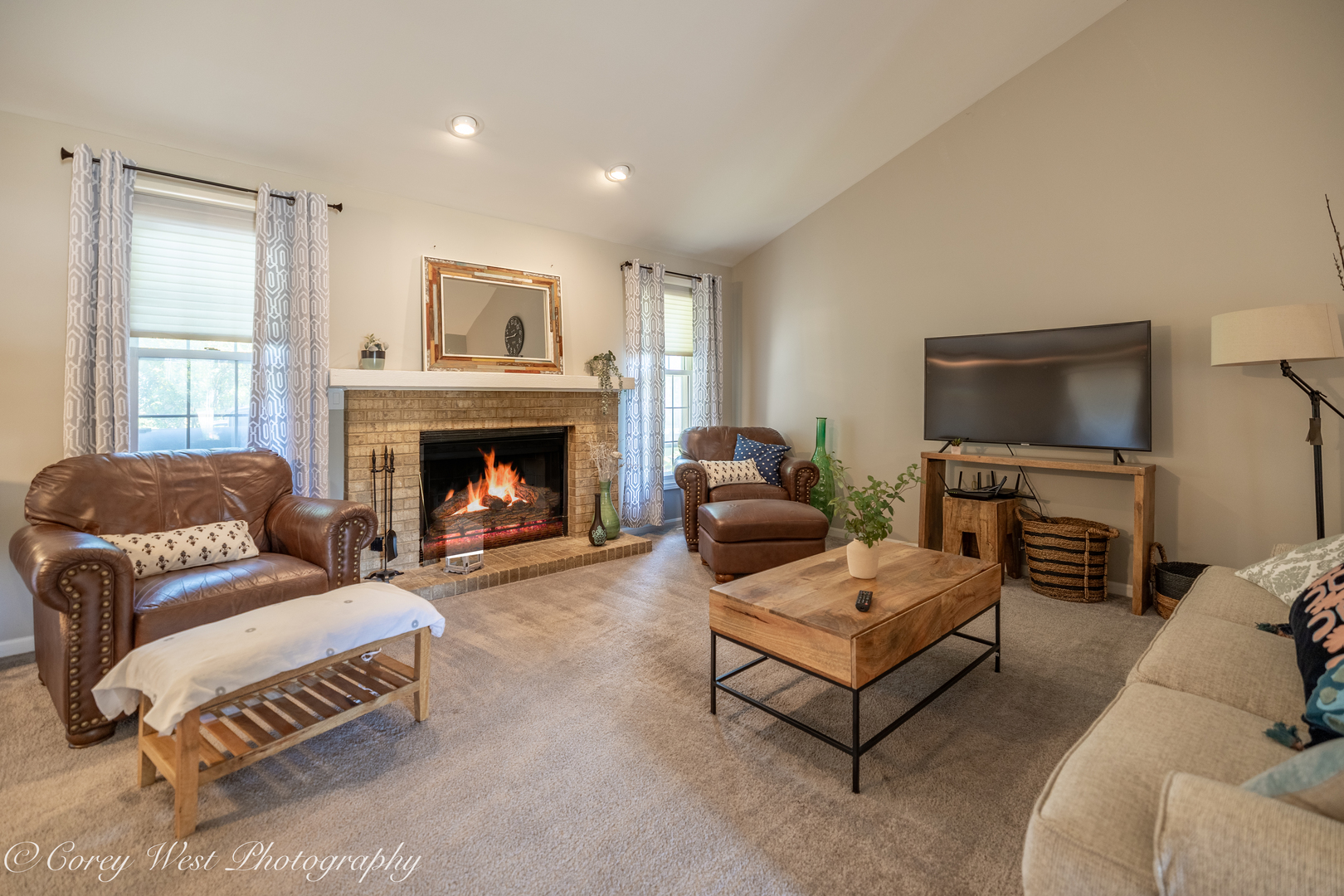 300 Hankes Road Sugar Grove, IL 60554 - Photo 9 of 42 Gallery Image 9