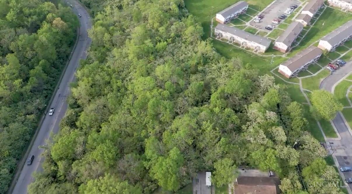 256 Nottingham Road Cincinnati, OH 45225 - Photo 1 of 5