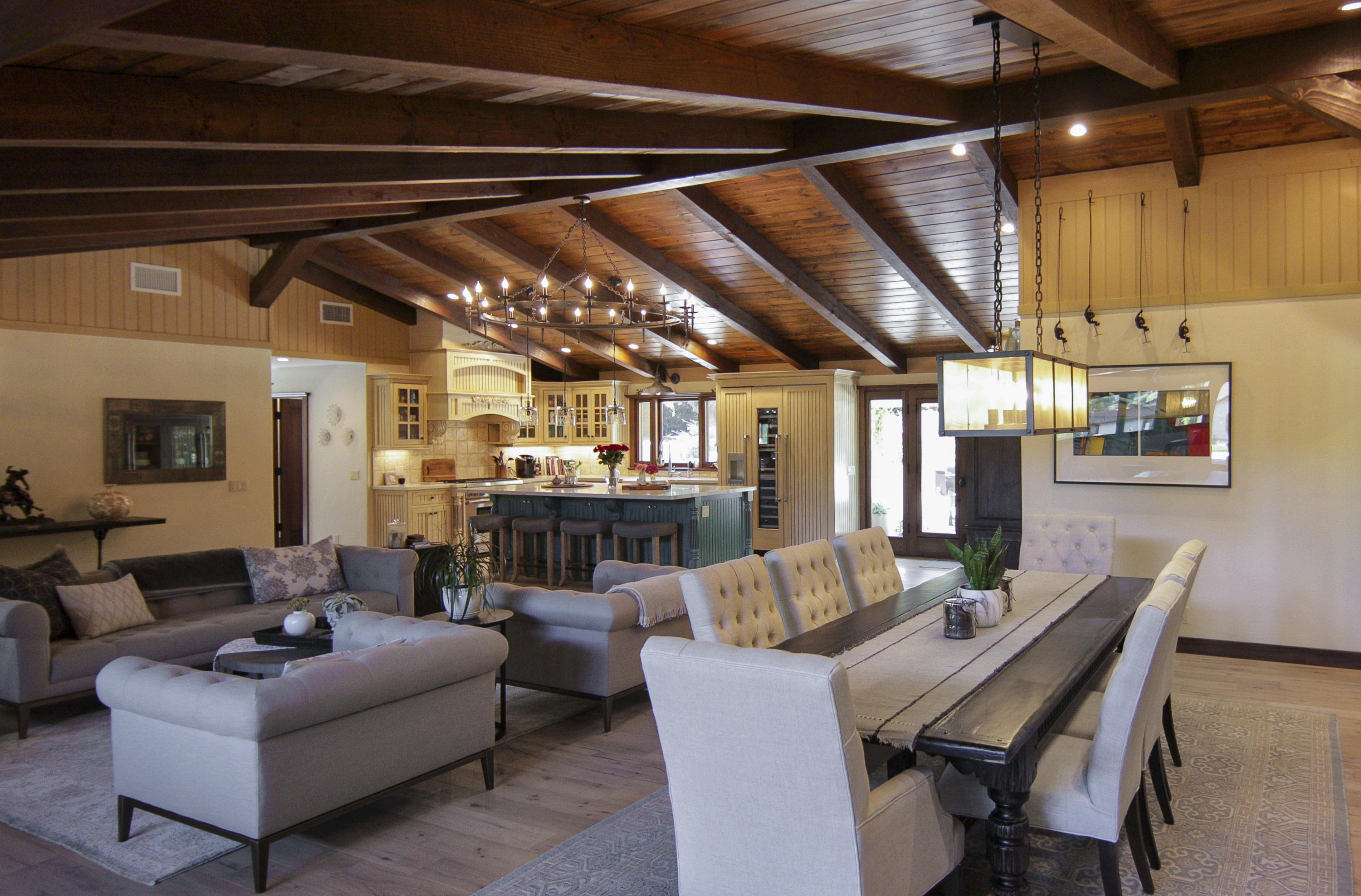 650 Stoddard Lane Montecito, CA 93108 - Photo 5 of 33 GreatRoom_02