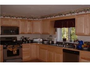 1 Moffet Court Rochester, NH 03839 - Photo 4 of 7