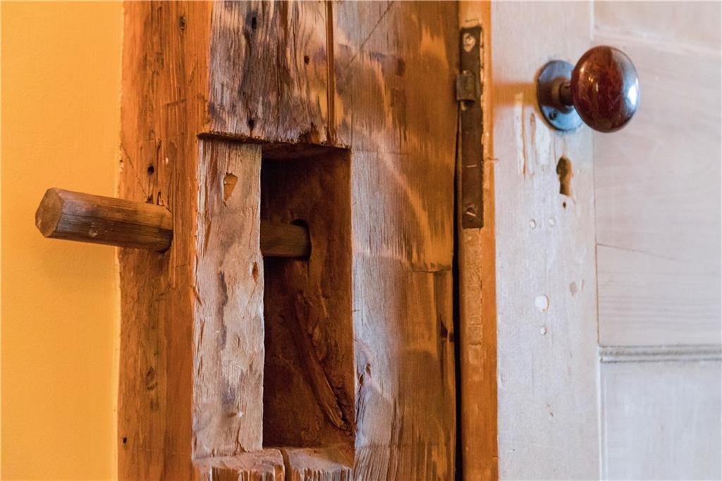 196 Perkins Street Castine, ME 04421 - Photo 34 of 34 Sample of post and beam construction